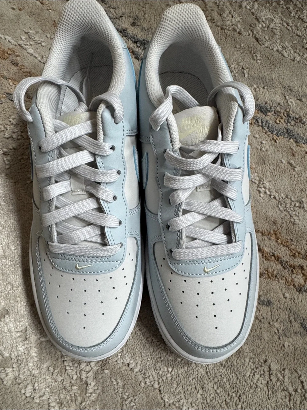 Nike stylish low